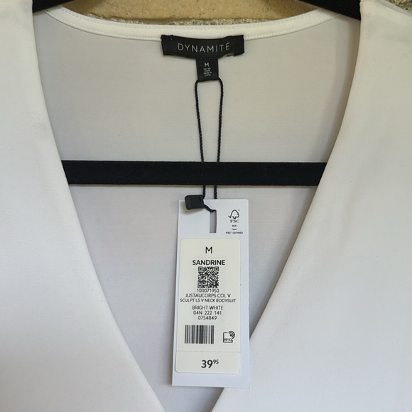 NWT Dynamite White V-Neck Long Sleeve Bodysuit - Picture 2 of 4